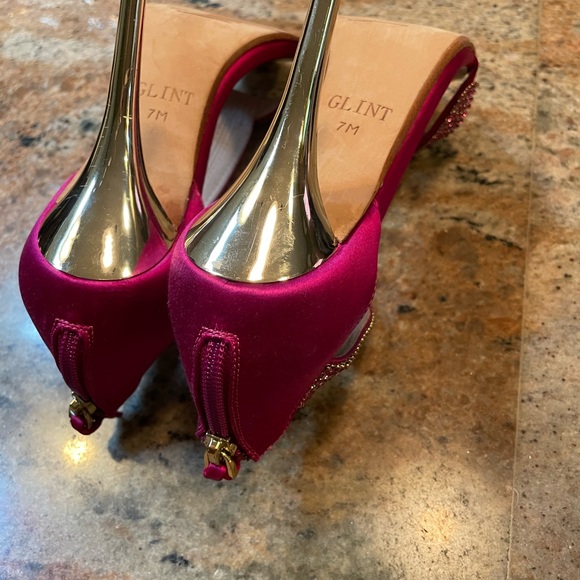 Glint Fuchsia Rhinestone Heels - Picture 4 of 4
